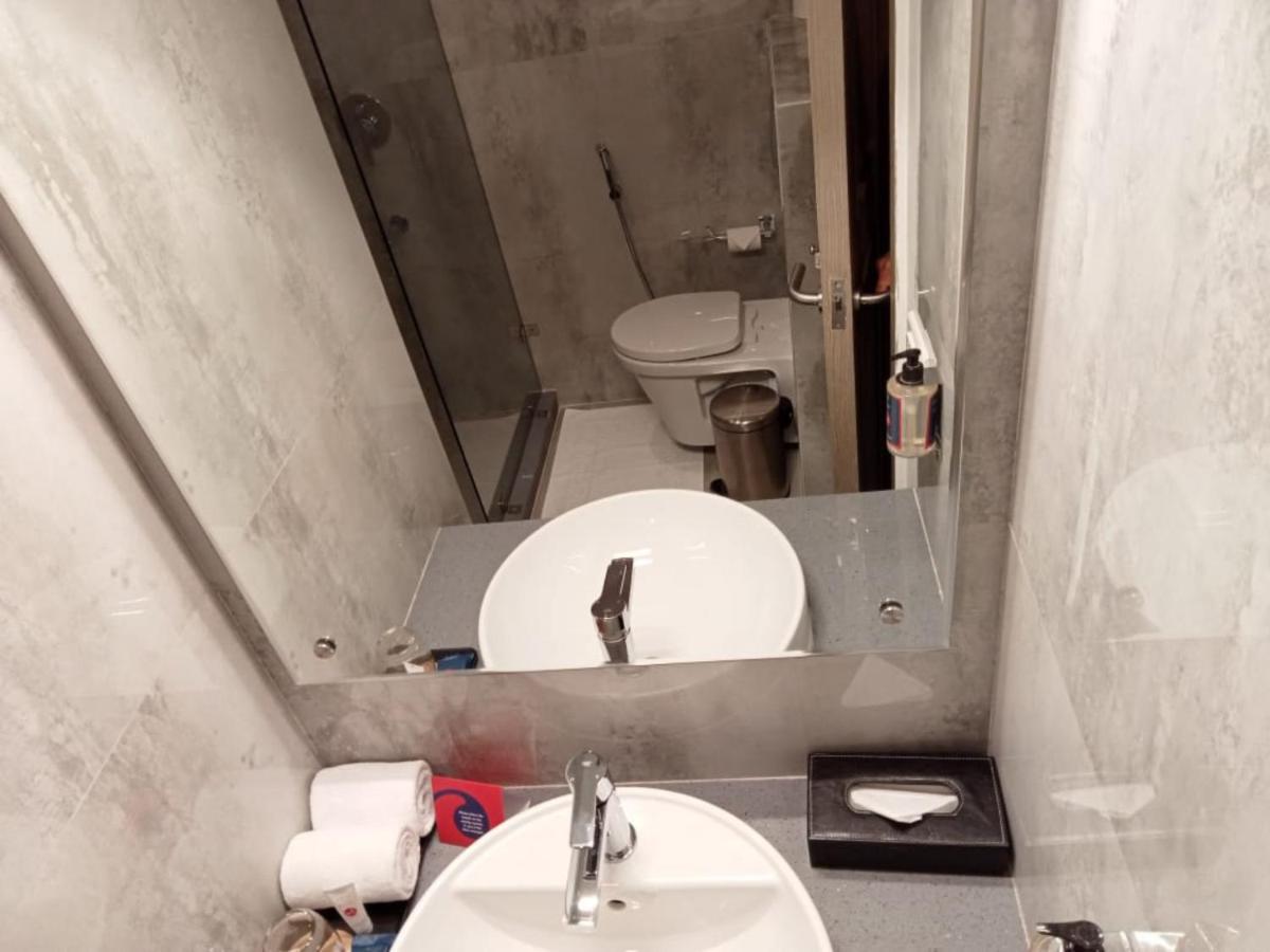 Spree Hotel Kriday Dehradun Zewnętrze zdjęcie