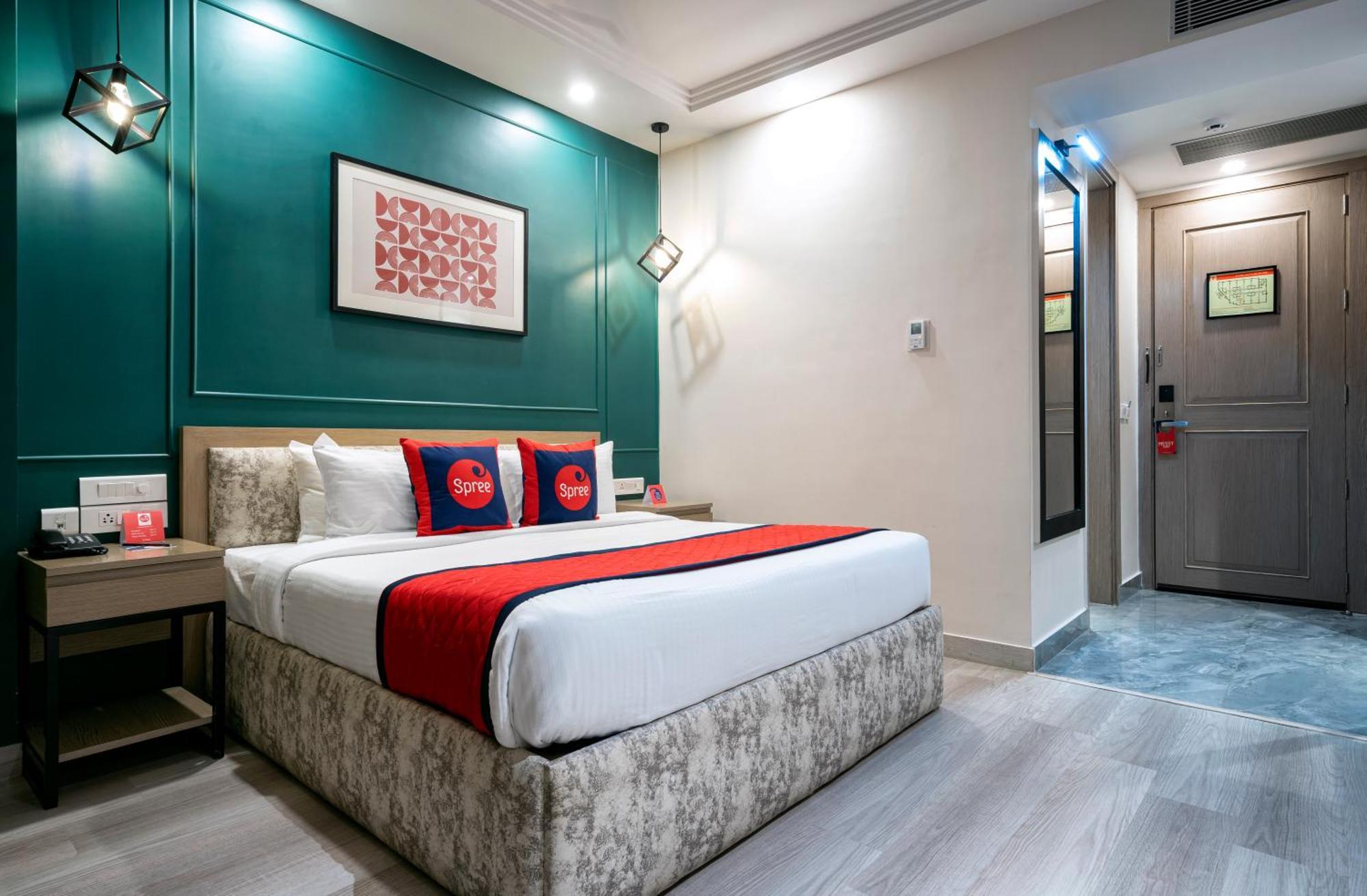 Spree Hotel Kriday Dehradun Zewnętrze zdjęcie